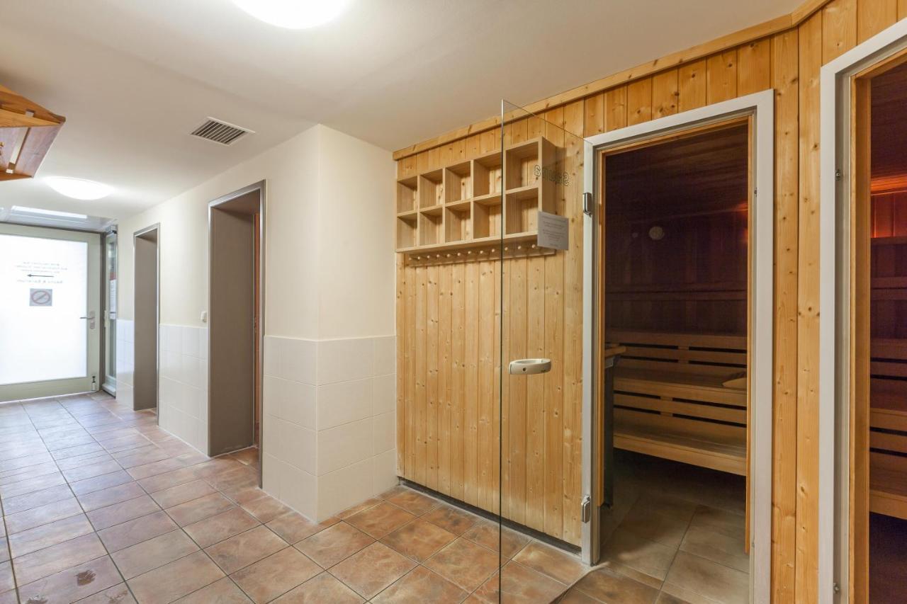 Duenenschloss Wohnung 1-11 คูล็องสบอร์น ภายนอก รูปภาพ